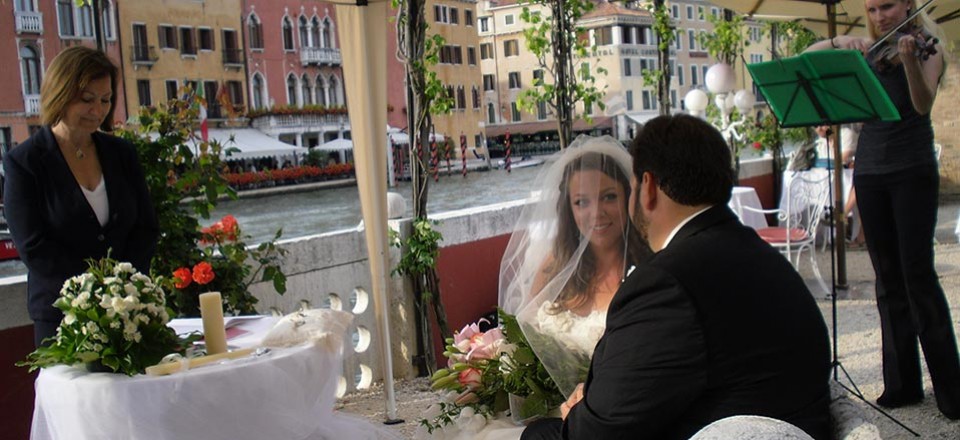 In a rose garden on Grand Canal