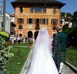 Outdoor Civil Ceremony at Villa Bossi - lake Orta