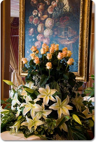 Casablanca Lilium flower arrangement by La Piccola Selva lake Orta