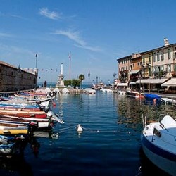 Lazise: the medieval pearl of Lake Garda