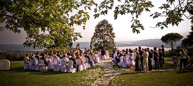 The Romance of a Pregnant Bride on Lake Varese