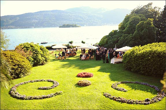 Lakefront wedding cocktail at Villa Rusconi Clerici