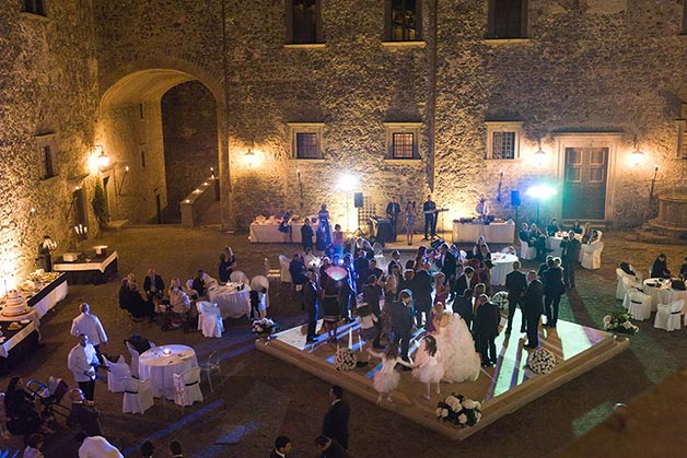 Bracciano's-castle-wedding