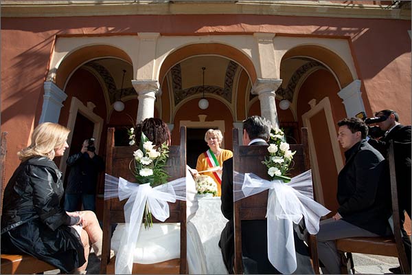 civil-ceremony-Villa-Bossi-Orta
