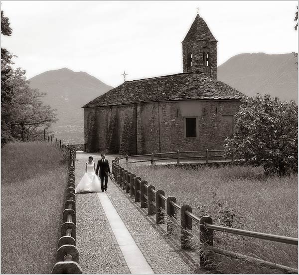 wedding-in-Novaglio-church-Lake-Maggiore