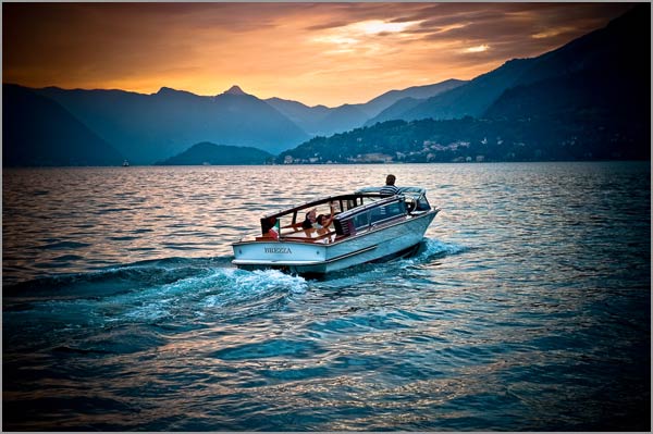 wedding-boat-trip-Varenna-lake-Como