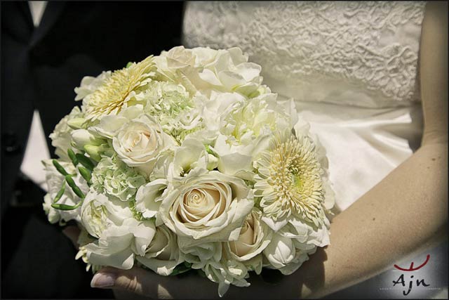 A very scenic wedding at lake Como