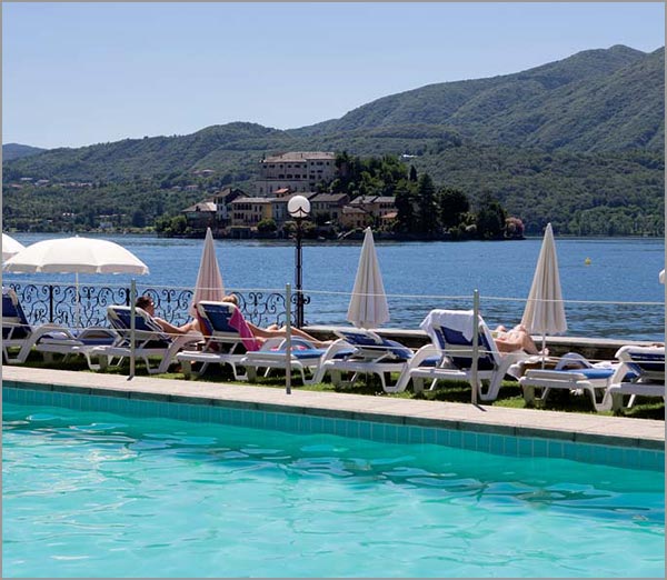 wedding hotel swimming pool on Lake Orta