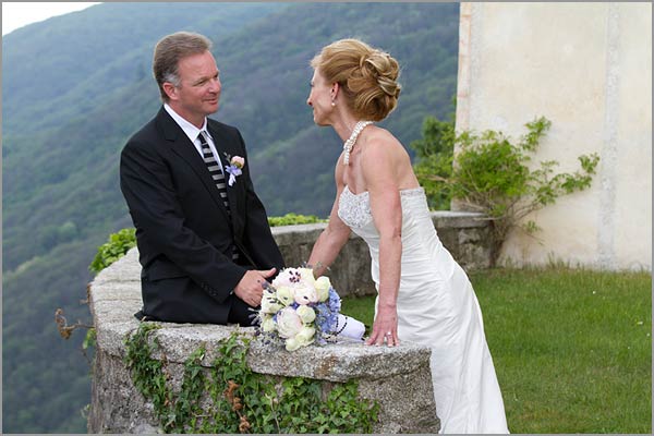 open air wedding ceremony in Italy