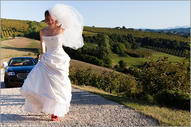 wedding in the land of Barbaresco wine Piemonte
