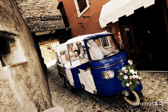 tuk tuk weddings in Malcesine lake Garda