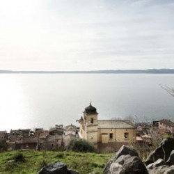 The beauty of a wedding in Trevignano on lake Bracciano shores - few km North of Rome
