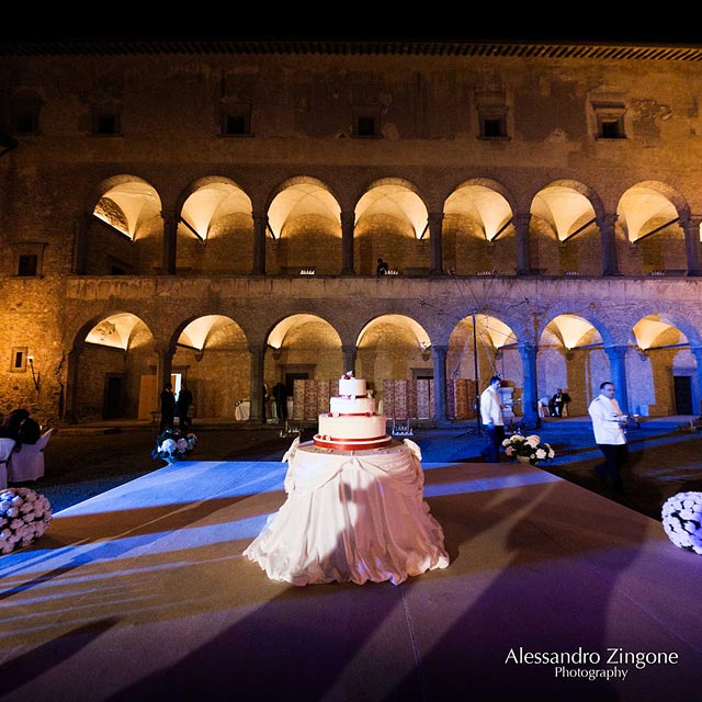 wedding cake at the Odescalchi Castle