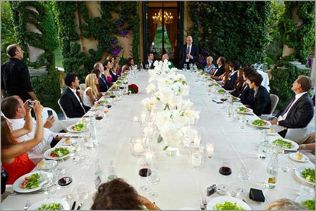 outdoor wedding dinner in Villa Balbianello