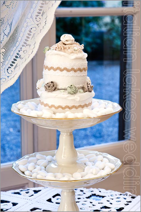 Wedding Cake for sugared almonds in Italy