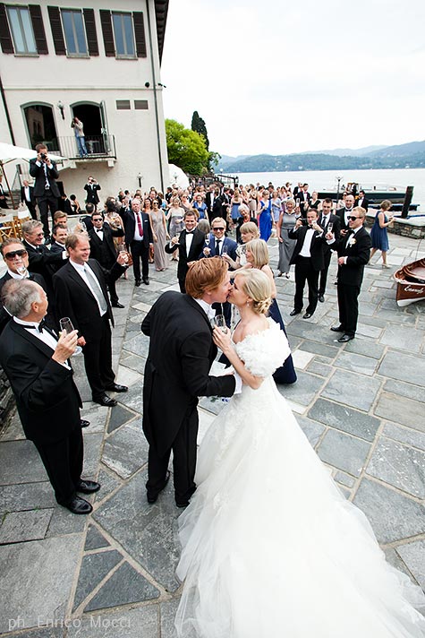 lakeshore wedding reception to San Rocco hotel