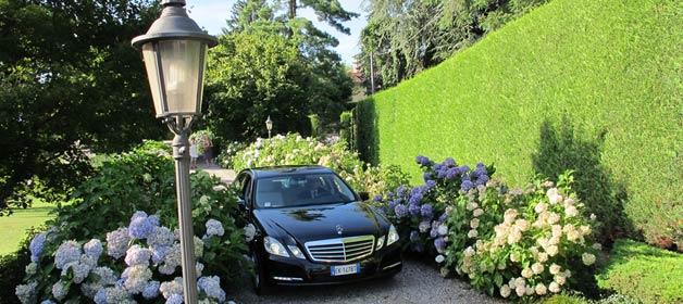 GC Car Rental: elegance and style for your lakeside wedding