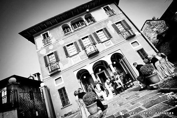 symbolic-blissings-at-Villa-Bossi-lake-Orta