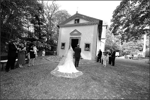 06_wedding-ceremony-at-Borgo-Le-Grazie-in-Bracciano