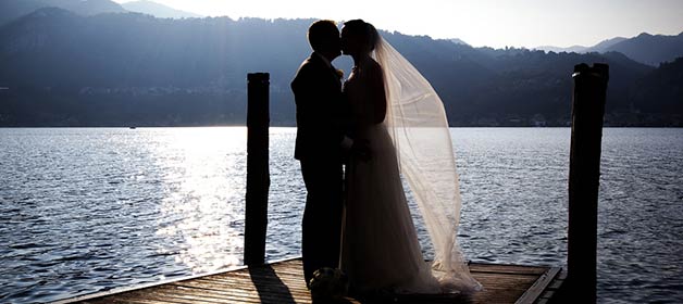 romantic-wedding-ovelooking-lake-orta