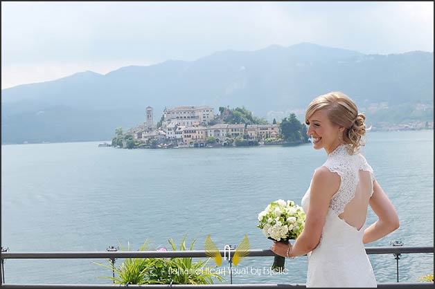 03_wedding-reception-by-lake-orta-shores