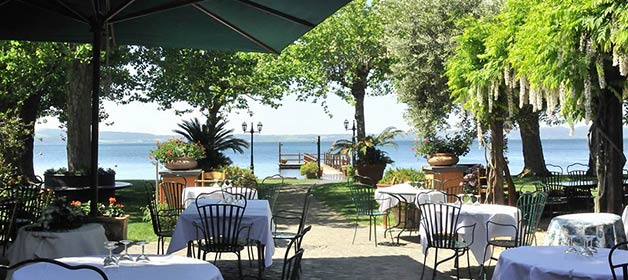 wedding-restaurant-on-the-shores-of-lake-bracciano