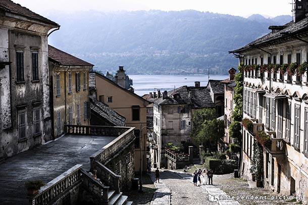 catholic-wedding-Assunta-church-lake-orta