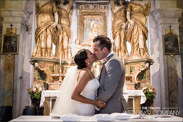 catholic-wedding-lake-Trasimeno-Umbria