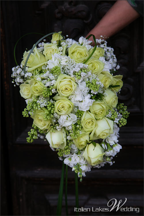 lilac-stock-bridal-bouquet