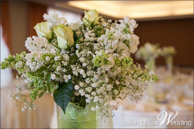 lilac-stock-wedding-centrepiece