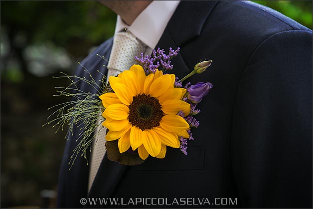 sunflowers-wedding-buttonhole
