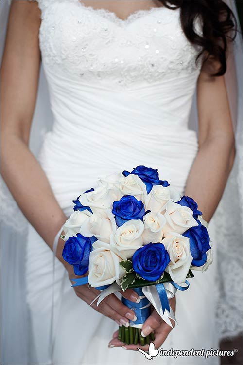 blue-wedding-flowers-in-Stresa