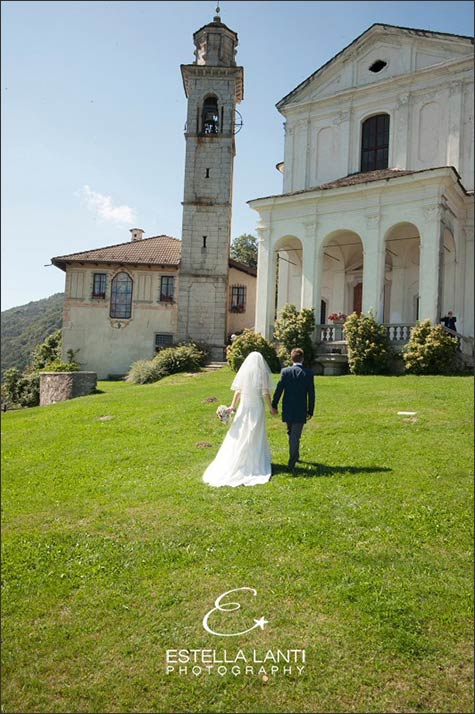 17_wedding-madonna-del-sasso-church-lake-orta