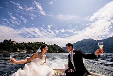 intimate wedding on lake Como