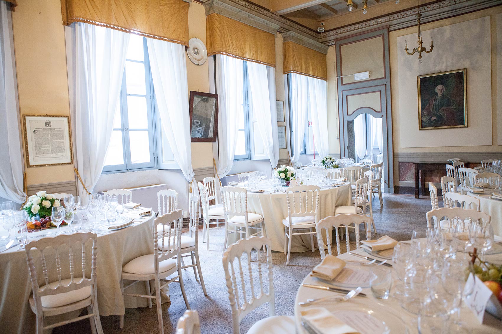 wedding party at Palazzo Penotti Ubertini Lake Orta