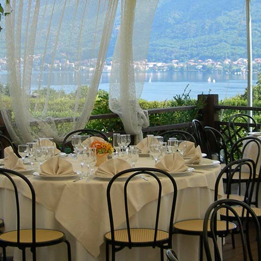 restaurant La Tavernella Wedding reception overlooking Lake Orta