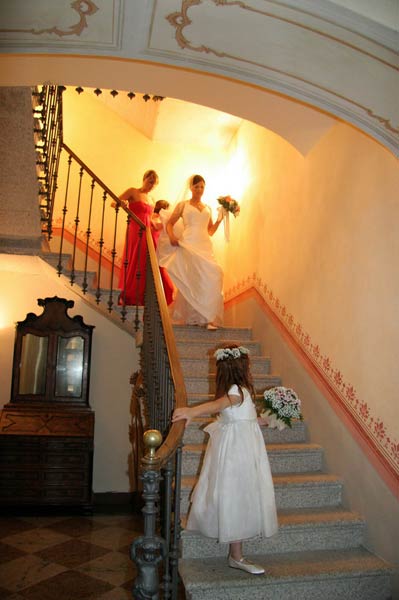 For more information about an Irish Style Wedding on Lake Orta please 
