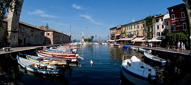 Lazise: the medieval pearl of Lake Garda