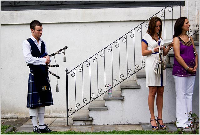 bagpipes-wedding-lake-Orta-Italy