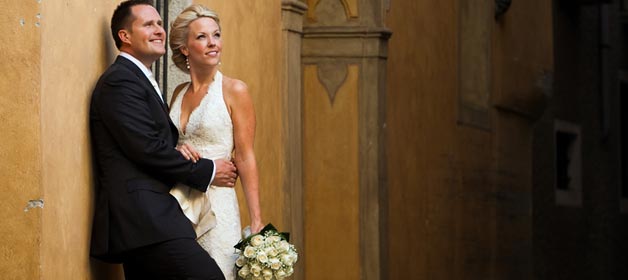 A wonderful bride on Lake Orta