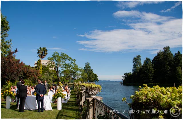 outdoor-wedding-ceremony-Italy