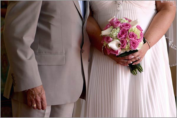 pink-white-bridal-bouquet
