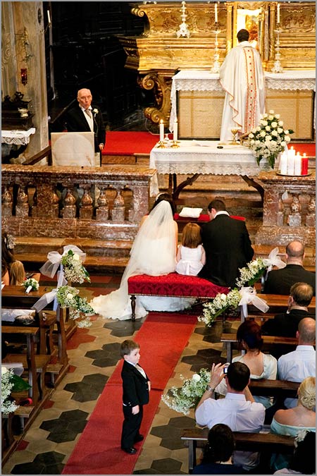 religious-ceremony-to-Assunta-Church-lake-Orta