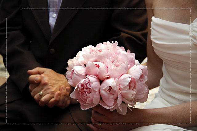 italian-peonies-bouquet