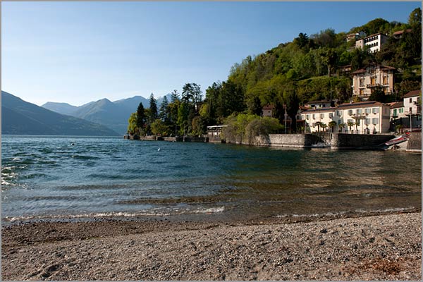 wedding restaurant on Lake Maggiore shores