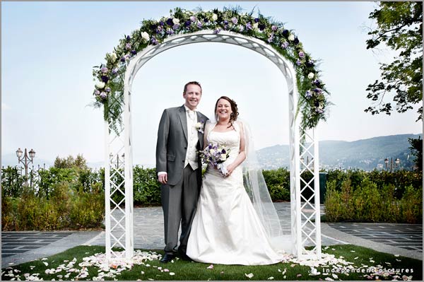 arch of flowers Lake Maggiore florist