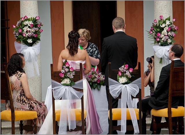 flowers arrangements in Villa Bossi lake Orta