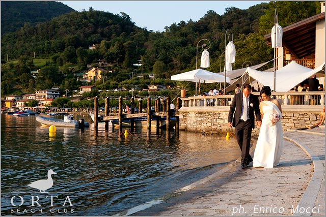 beach wedding venue on Lake Orta