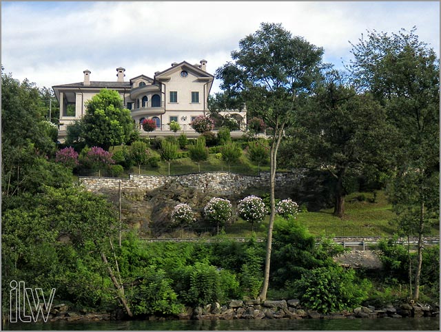 villa Ortea weddings on Lake Orta