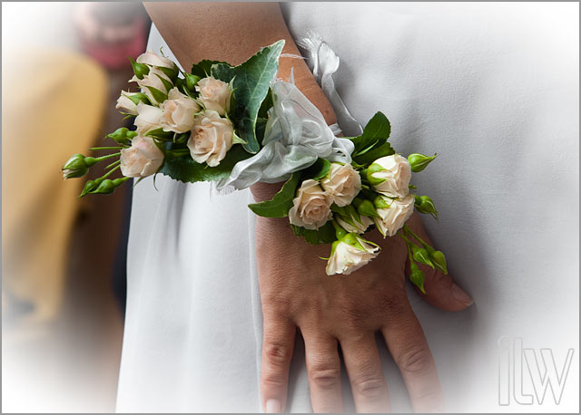 bracelet bouquet, Lake Orta florist